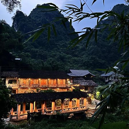 Tay Homestay Lang Da Co Khuoi Ky- Ban Gioc カオバン エクステリア 写真